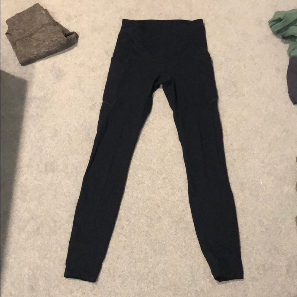 navy blue lululemon leggings